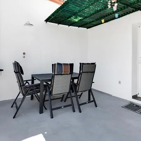 Luxury Dante With Terrace Апартаменти *