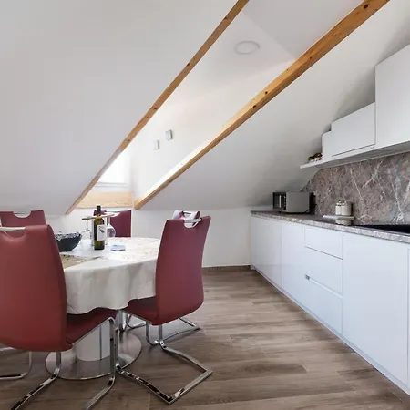 Luxury Dante With Terrace Apartment Split