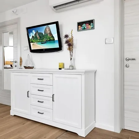 Lägenhet Luxury Dante With Terrace