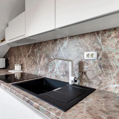 Luxury Dante With Terrace Lägenhet