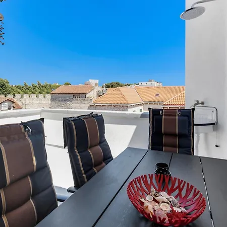 Luxury Dante With Terrace Lägenhet *